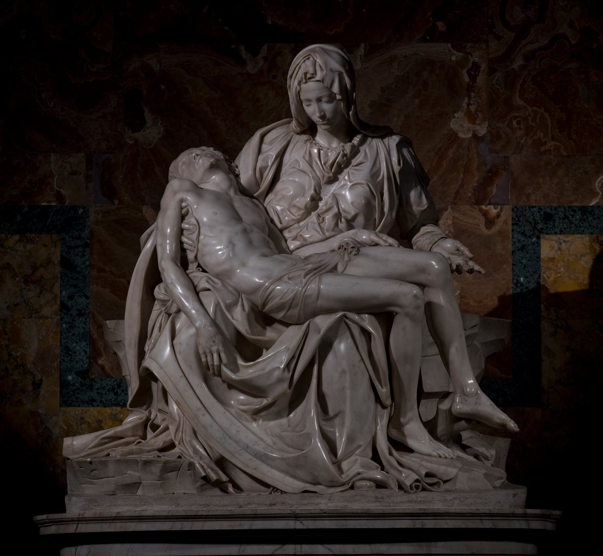 L&#39;éclairage de la Pietà de Saint-Pierre par iGuzzini